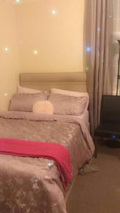 1 Bed Flat Near Apartment *